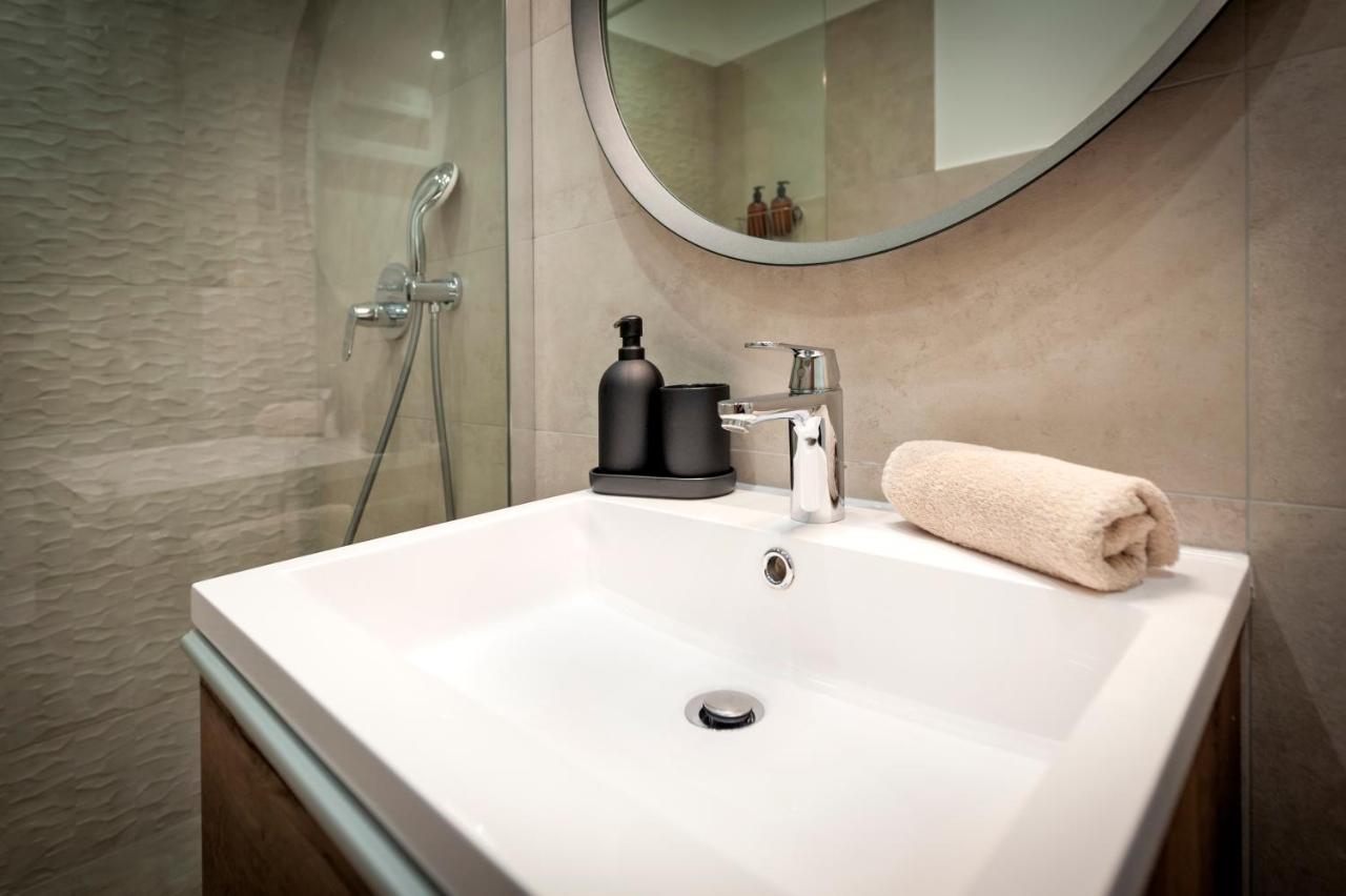 Modern And Cozy Apartments Salt & Pepper In Heart Of רוביני מראה חיצוני תמונה