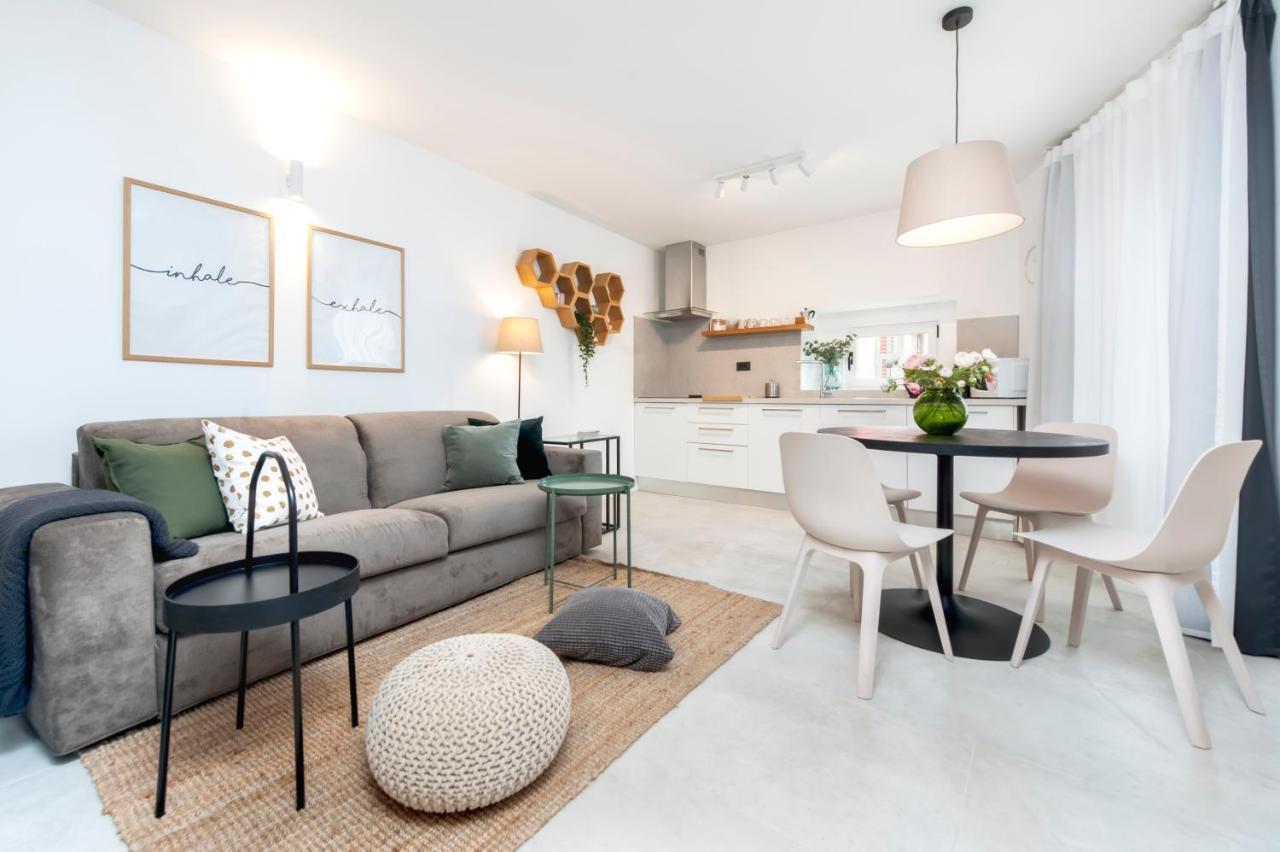 Modern And Cozy Apartments Salt & Pepper In Heart Of רוביני מראה חיצוני תמונה